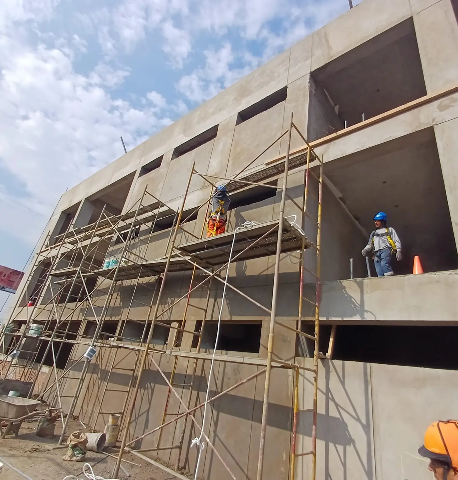 Pisos y Recubrimientos Mármol, Porcelanato, Madera. - 1